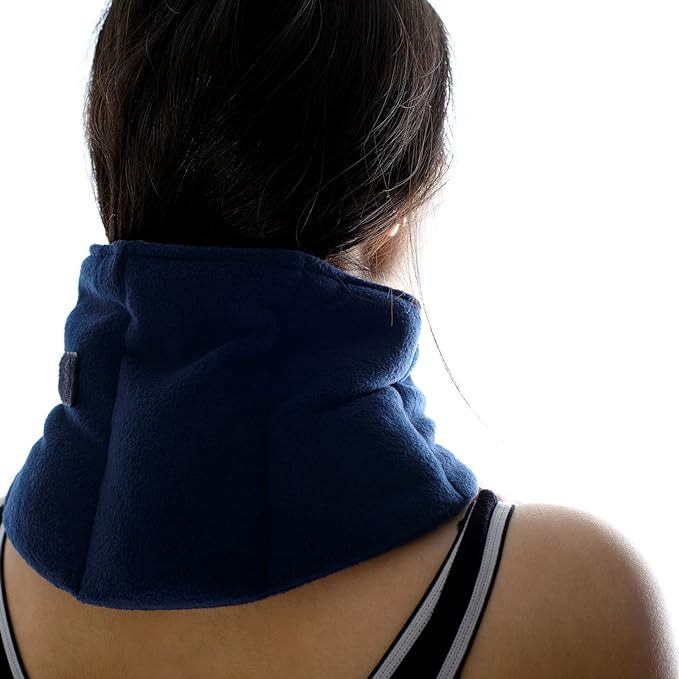 Image of the Zhu-zhu joint wrap wrapped around the back of a woman's neck